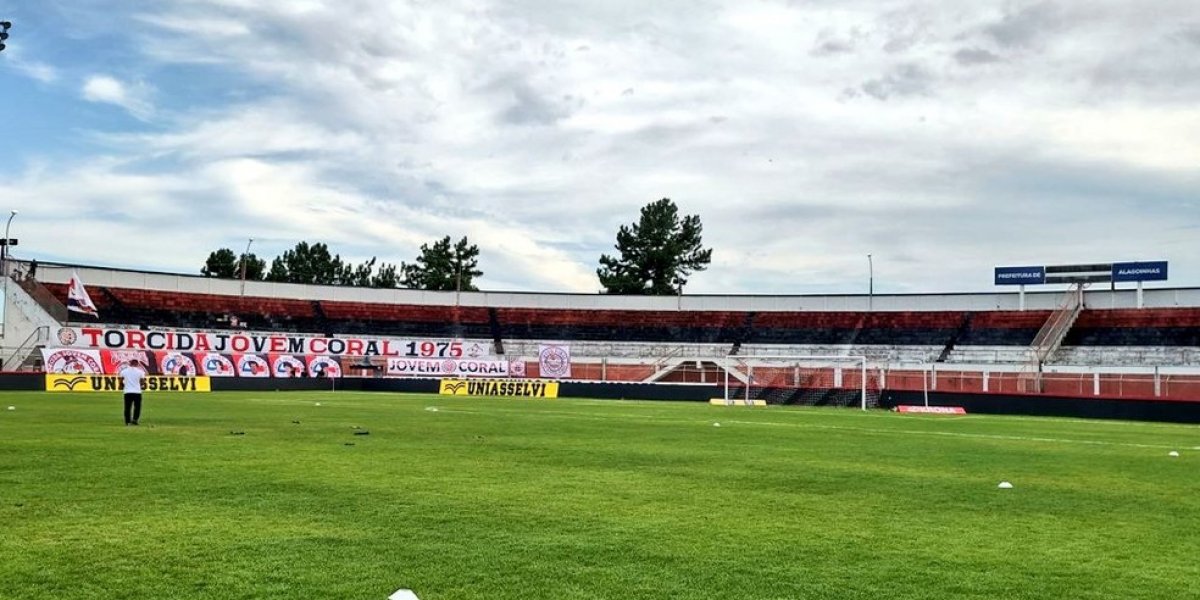 Vitória visita o Unirb buscando voltar ao G4 do Baianão