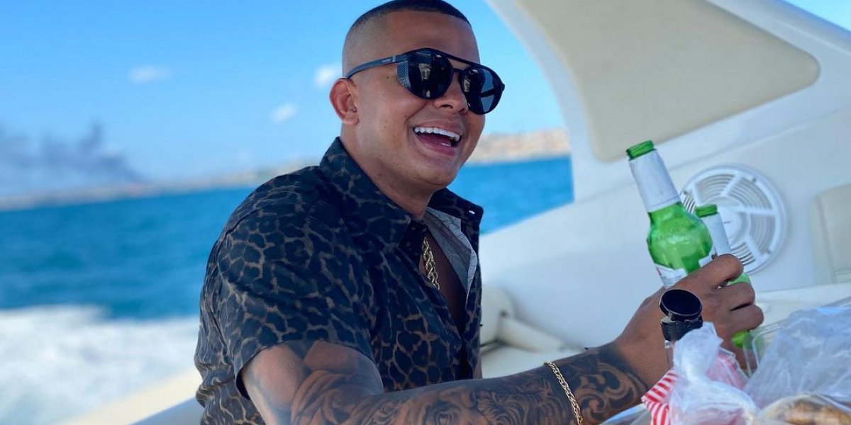 Homem é espancado em briga de trânsito e indica digital influencer como agressor