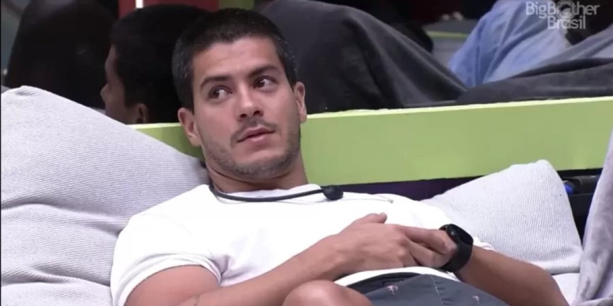 Arthur Aguiar revela ter ouvido Eslovênia e Laís comemorarem sua saída de prova