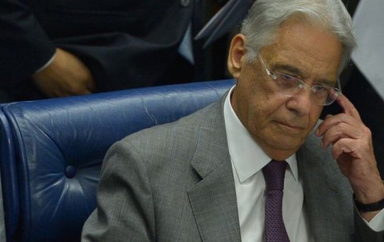 Internado, FHC terá de passar por cirurgia, informa hospital