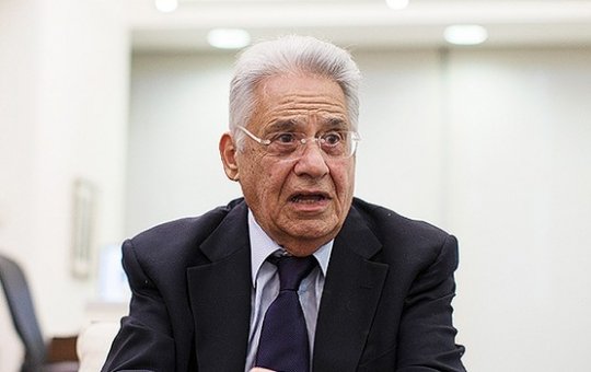 FHC é operado após fraturar fêmur e se recupera bem