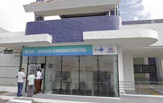 Rui inaugura novo Centro de Hemorragia Digestiva do Hospital Roberto Santos
