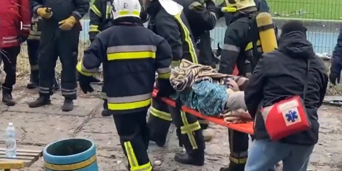 Ataque contra edifício residencial em Kiev deixa um morto e 12 feridos