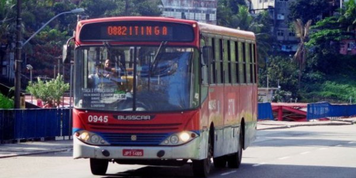Ônibus da BTM continuam sem circular pelo segundo dia seguido