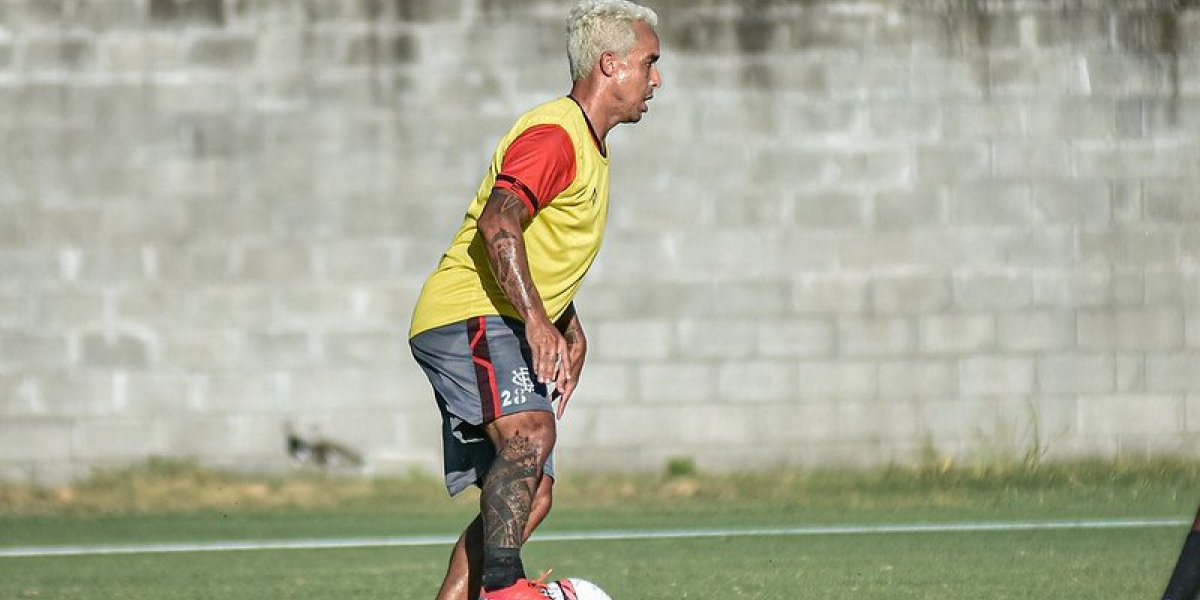 "Não tem nenhuma pressão sobre mim", diz Jadson sobre jogo decisivo do Vitória