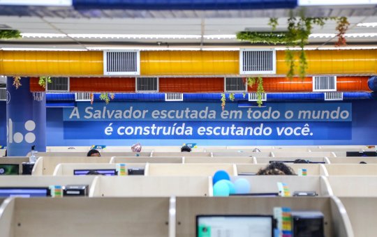 Com problemas técnicos, Fala Salvador 156 tem atendimento suspenso nesta terça