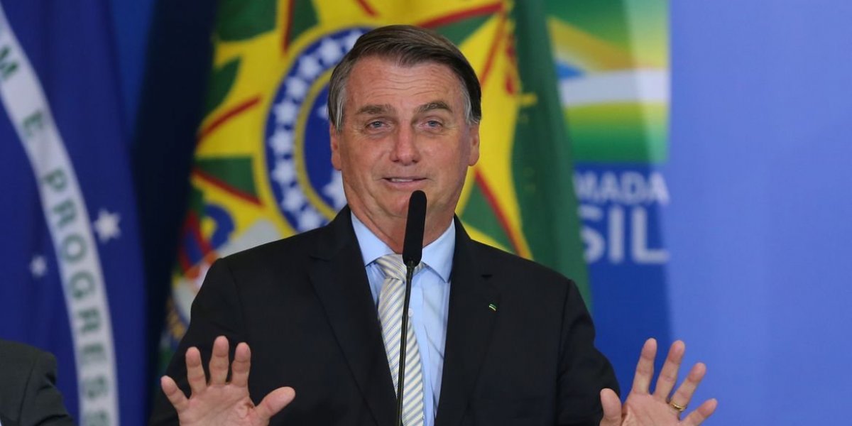 "Solo quase sagrado", diz Bolsonaro ao visitar Obras Sociais Irmã Dulce