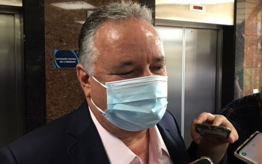 Carletto comenta sobre possibilidade de ser suplente de João Leão