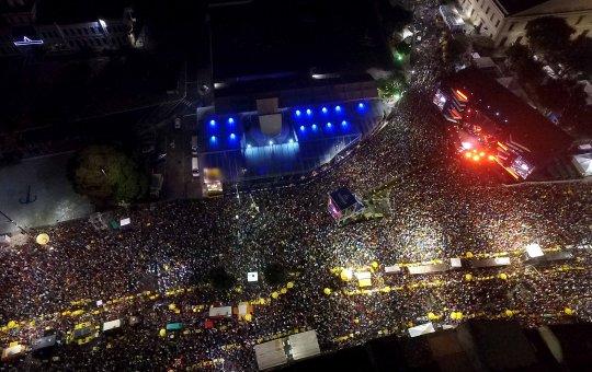 Rui Costa autoriza realização de eventos e jogos sem limite de público na Bahia