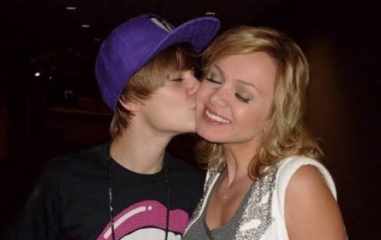 Eliana revela que deu fora em Justin Bieber