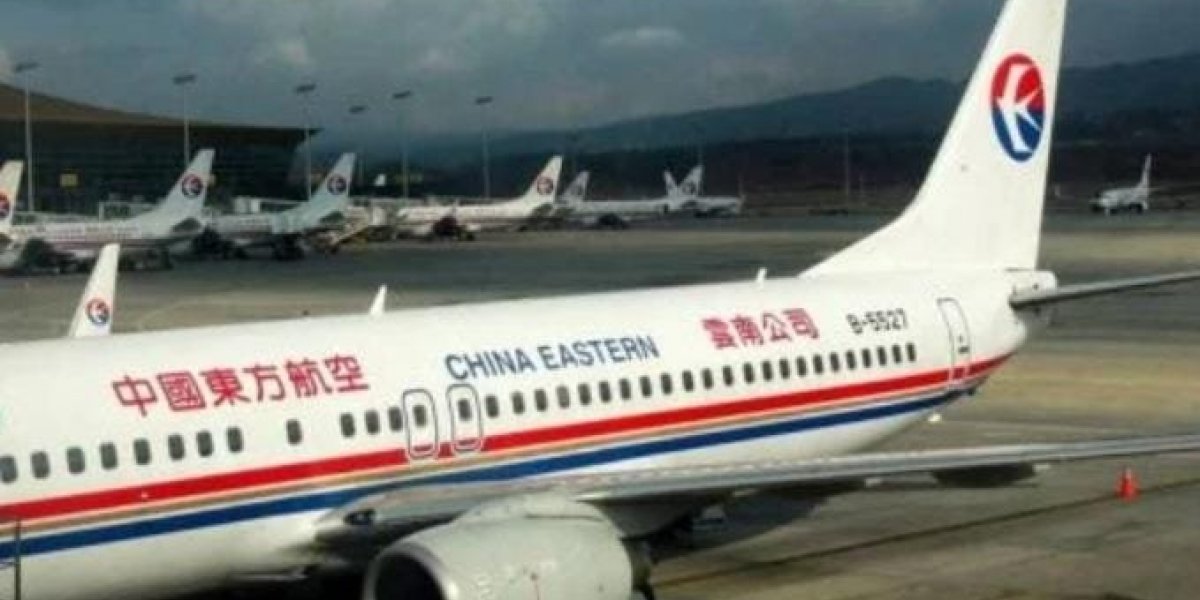 Avião cai com 132 pessoas a bordo no sul da China