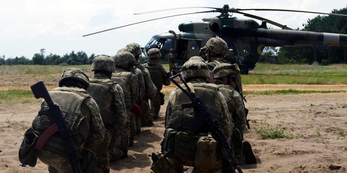 Ucrânia recusa grupo de brasileiros que iria à guerra; Bolsonaro seria a razão