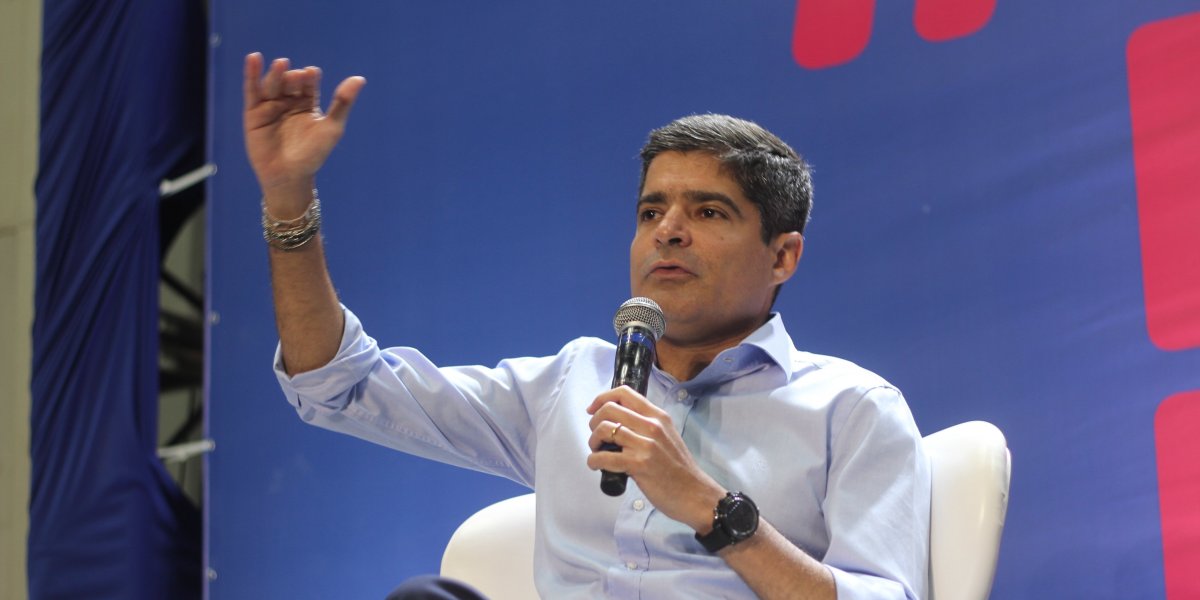 ACM Neto nega conversa com ex-ministro José Dirceu