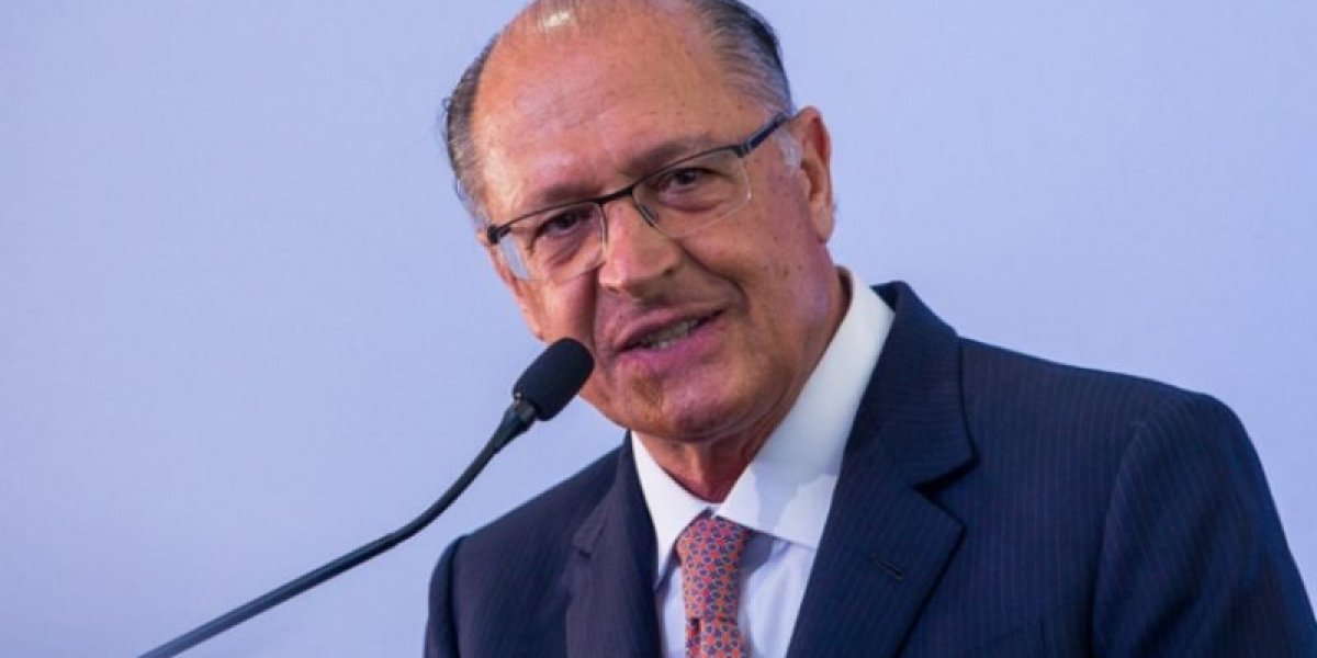 Cotado para vice de Lula, Geraldo Alckmin se filia ao PSB nesta quarta (23)