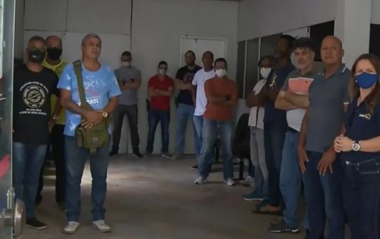 Policiais suspendem atendimento na Delegacia de Repressão a Furtos e Roubos