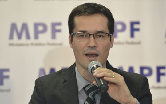 Dallagnol desabafa após ser condenado a indenizar Lula: "Indignado"