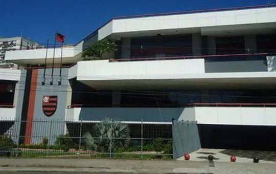 Após tentativa de estupro, idoso é preso no vestiário do Flamengo