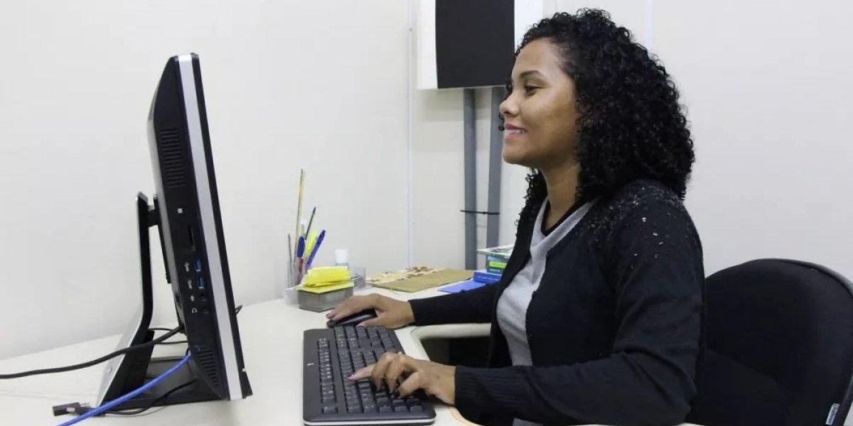 SIMM divulga vagas de emprego para Salvador nesta sexta-feira (25)