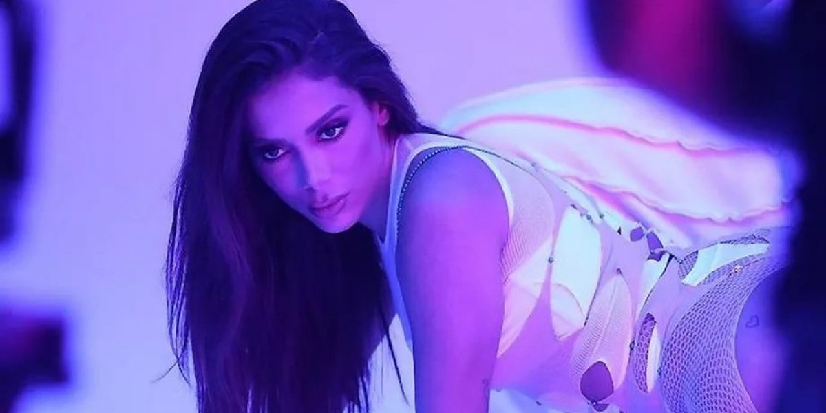 Anitta chega ao 1º lugar mundial com o hit "Envolver"
