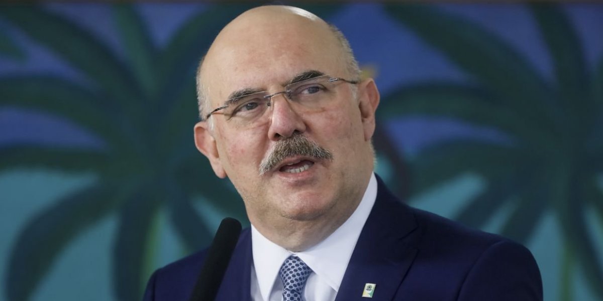 Governo publica saída de Milton Ribeiro, ministro da Educação de Jair Bolsonaro