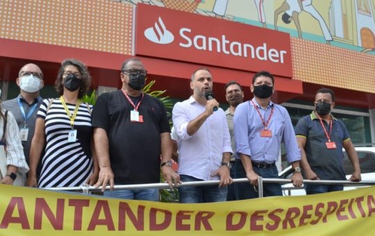 Assembleia: funcionários do Santander paralisam atividades nesta terça (29)