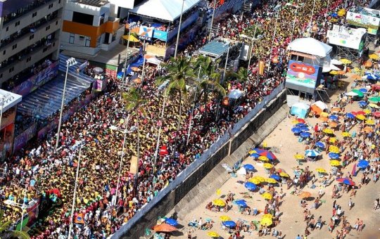 Aniversário de Salvador renova a fé dos soteropolitanos por dias melhores