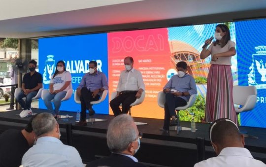 Prefeito de Salvador, Bruno Reis faz afago ao PP durante evento