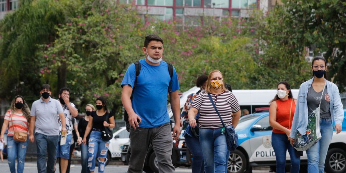 Covid-19: país tem 30 mil casos e 285 mortes registrados em 24 horas