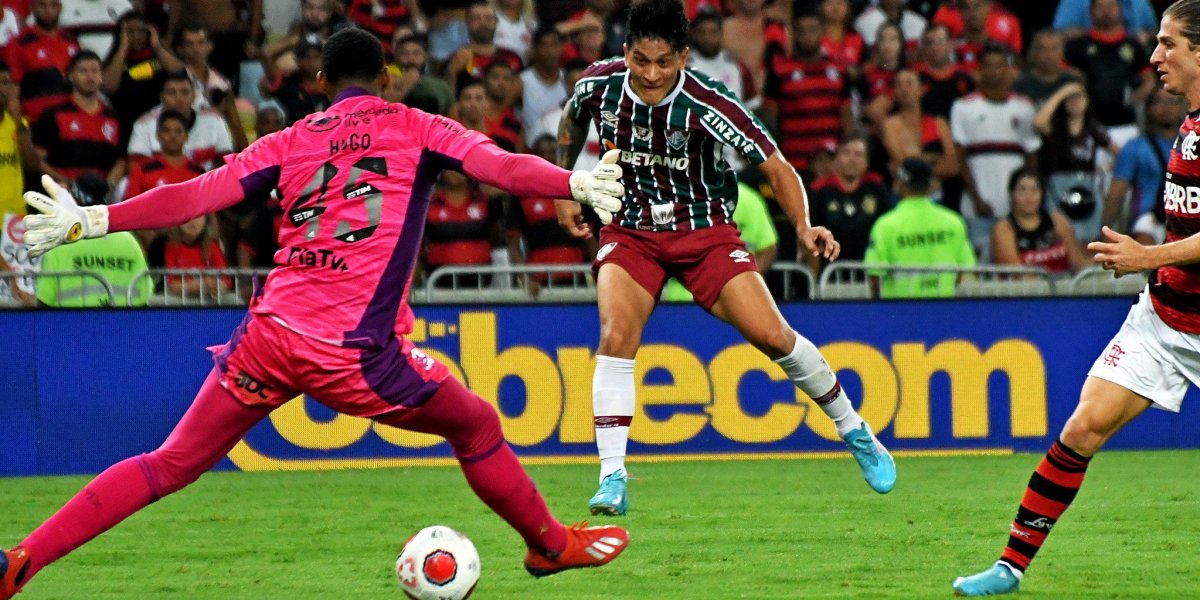 Carioca: Cano marca dois e Fluminense supera Flamengo no Maracanã