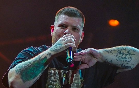 Ferrugem se apresenta no Pipa Beach Club, em Salvador, neste sábado (2)