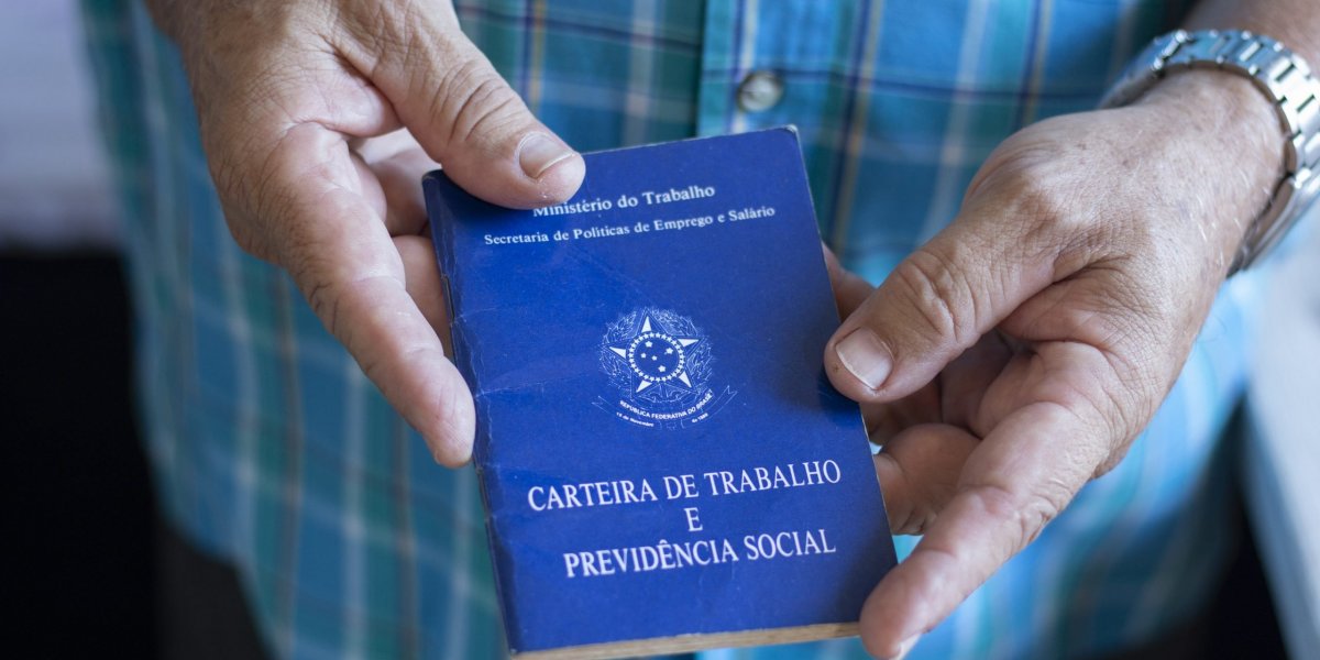 IBGE: Taxa de desemprego fica em 11,2% em fevereiro