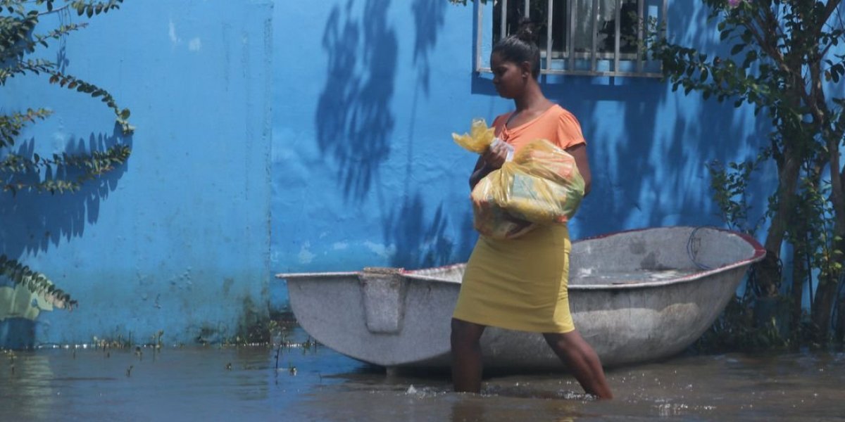 Famílias atingidas pelas chuvas em Ilhéus recebem auxílio da Cáritas Brasileira