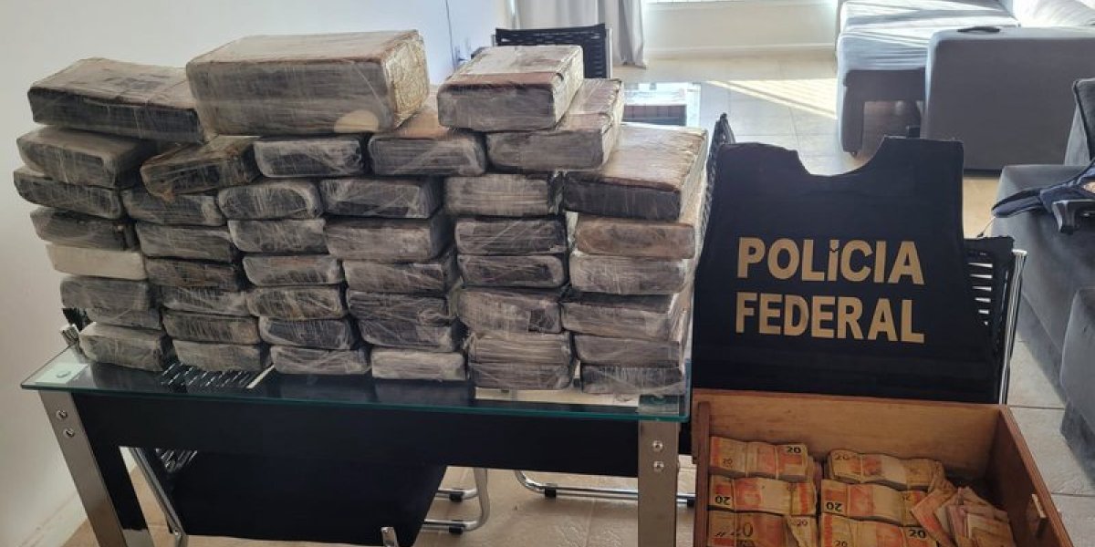 PF apreende malote com cocaína e dinheiro no Canela, em Salvador