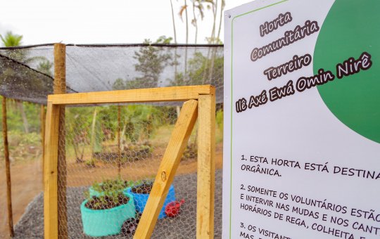 Prefeitura instala quinta horta sagrada em Salvador