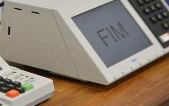 Seis governadores renunciam para a disputa das eleições