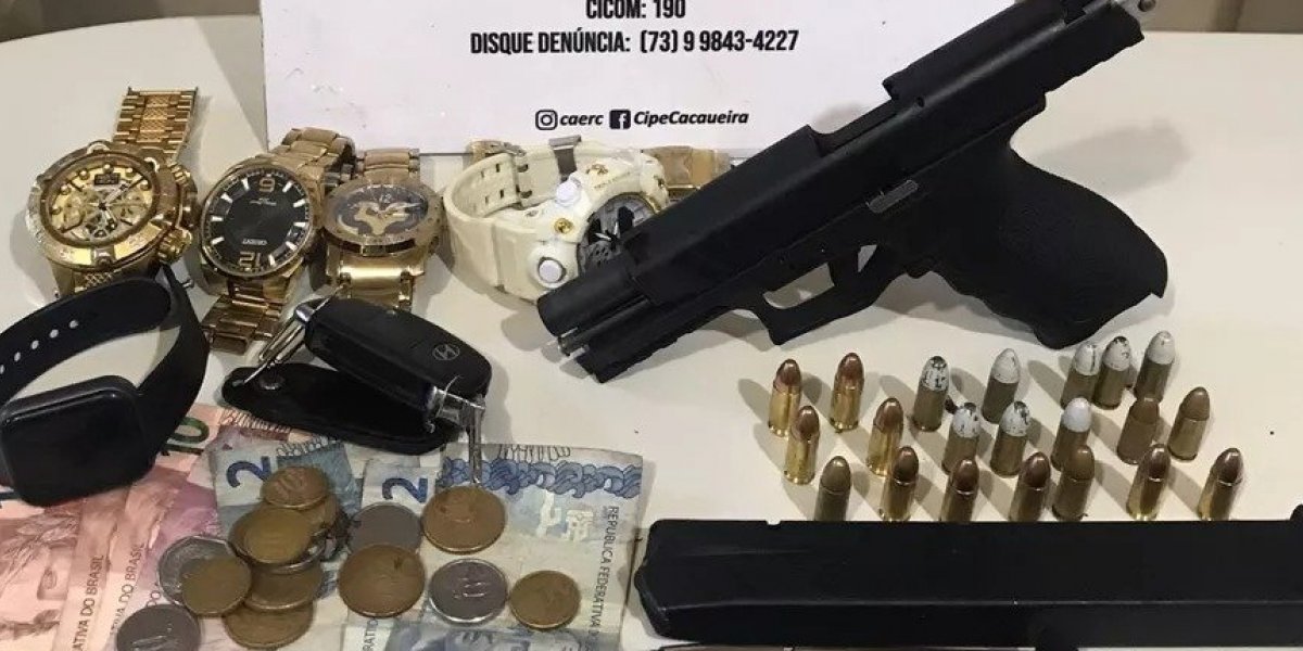 Homem morre em ação policial após tentar fugir por teto de imóvel em Itabuna
