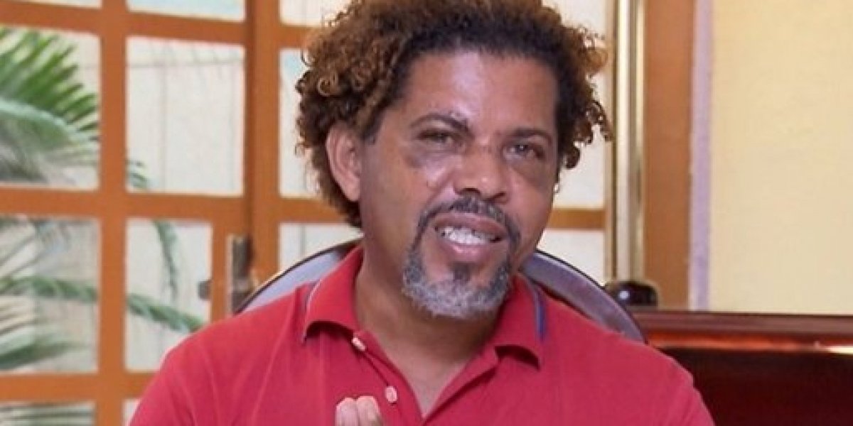 Vídeo: Mendigo Givaldo é flagrado tentando beijar mulher à força