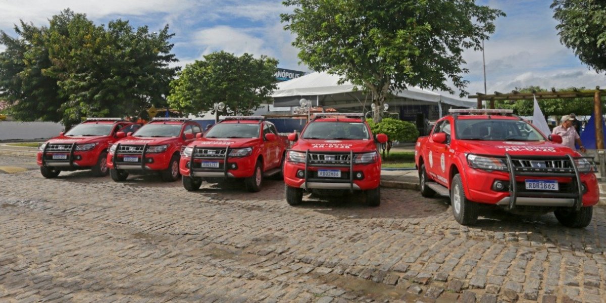 Rui anuncia nova escola e obras de abastecimento de água para Santanópolis