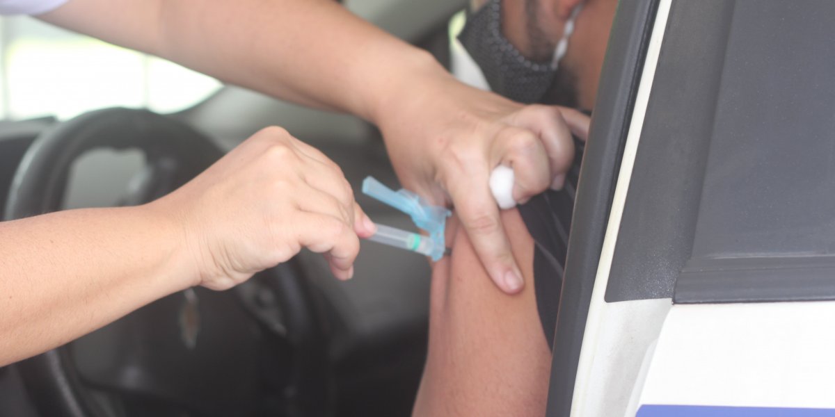 Casos acumulados de covid-19 passam de 30 milhões no Brasil