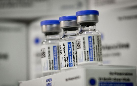 Vacina da Janssen recebe registro definitivo da Anvisa