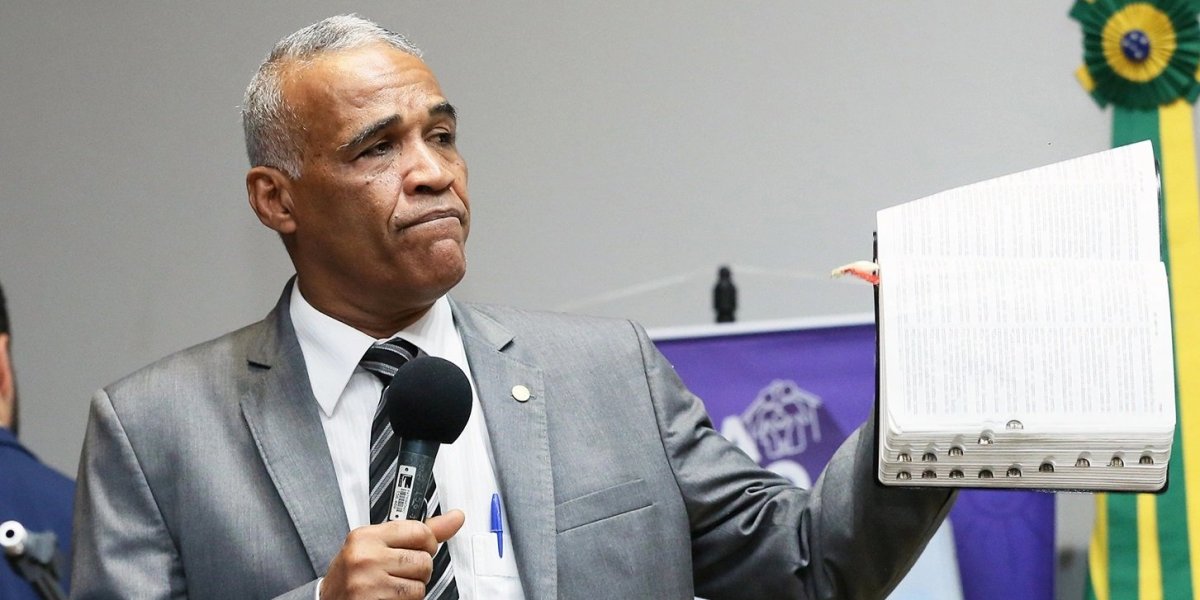 "A igreja não é essa meia dúzia de crápulas", diz Isidório sobre denúncia no MEC