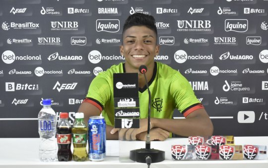 Atacante confessa conversa com Geninho para aprimorar rendimento