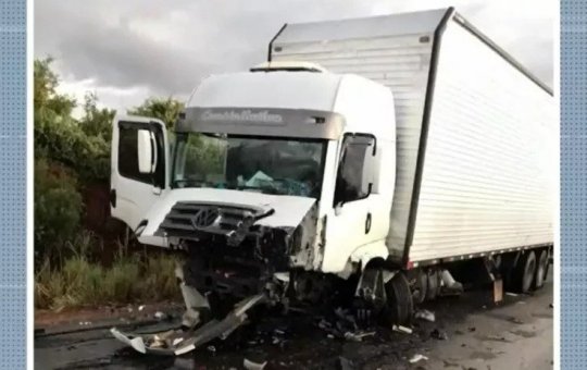 Motorista morre após batida entre caminhão e caminhonete em Ibiassucê