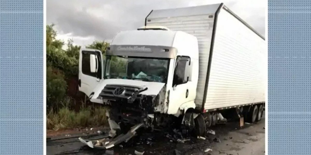 Motorista morre após batida entre caminhão e caminhonete em Ibiassucê