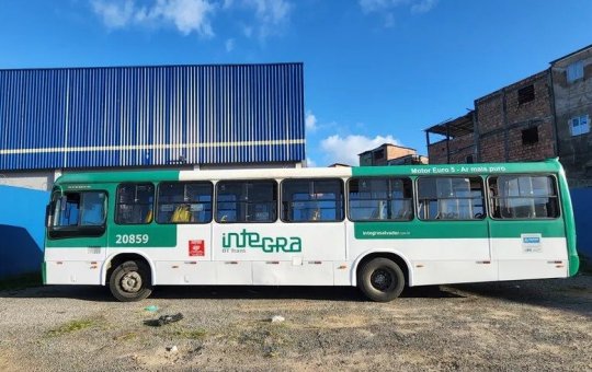 Rodoviários e passageiros de ônibus são assaltados na região de Bom Juá