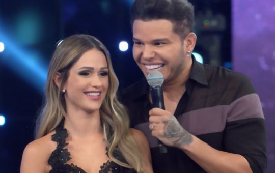 Tierry xaveca professora na dança dos famosos: “Tá solteira?”