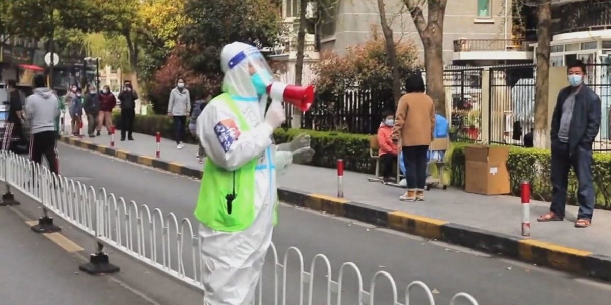 China: Xangai tem novo lockdown severo e usa drones para monitorar circulação