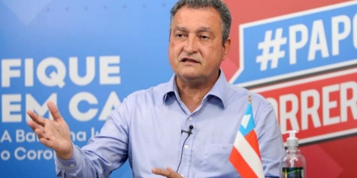 Uso de máscara não será mais obrigatório em locais fechados, anuncia Rui