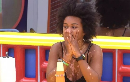 No paredão do BBB 22, Natália confessa: "Medo de sair desse programa queimada"