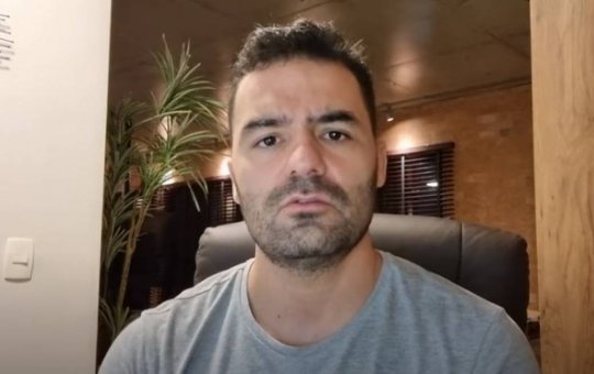 "Mas se for para cair, vou cair atirando", diz Arthur d o Val sobre ser cassado